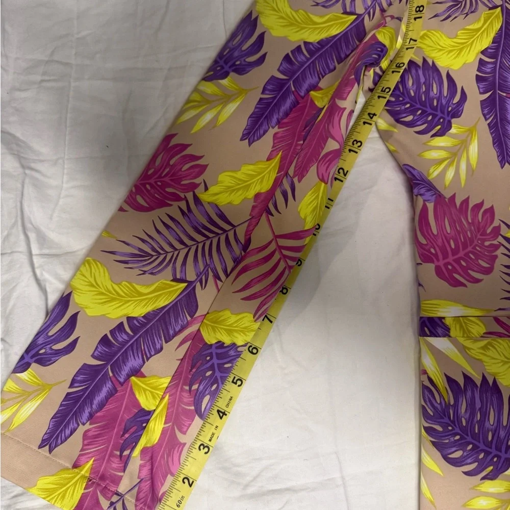 Love University size L Women's Blazer with Vibrant Leaf Print stylish colorful‎